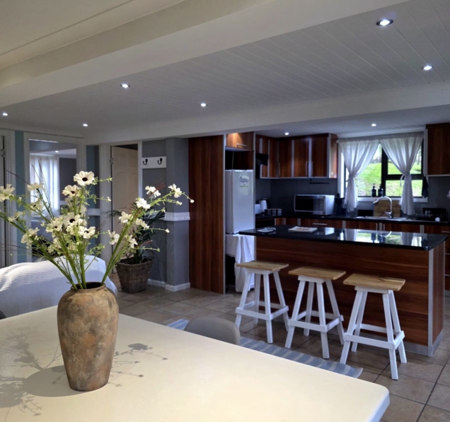 3 Bedroom Property for Sale in Sunrise On Sea Eastern Cape